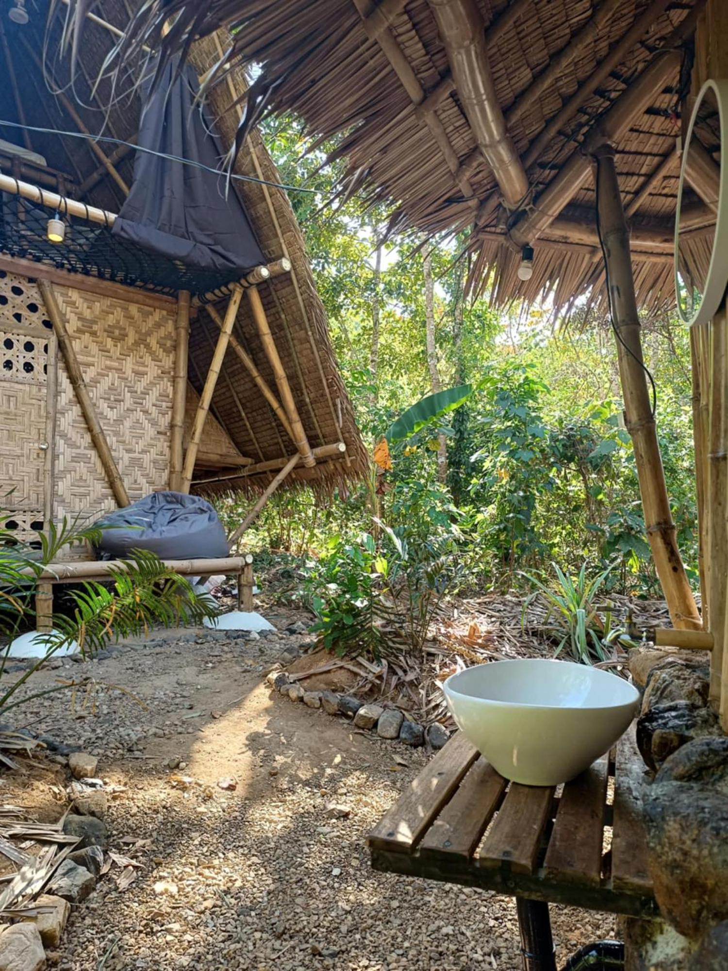 Ecocio Jungle Hostel Coron Dış mekan fotoğraf