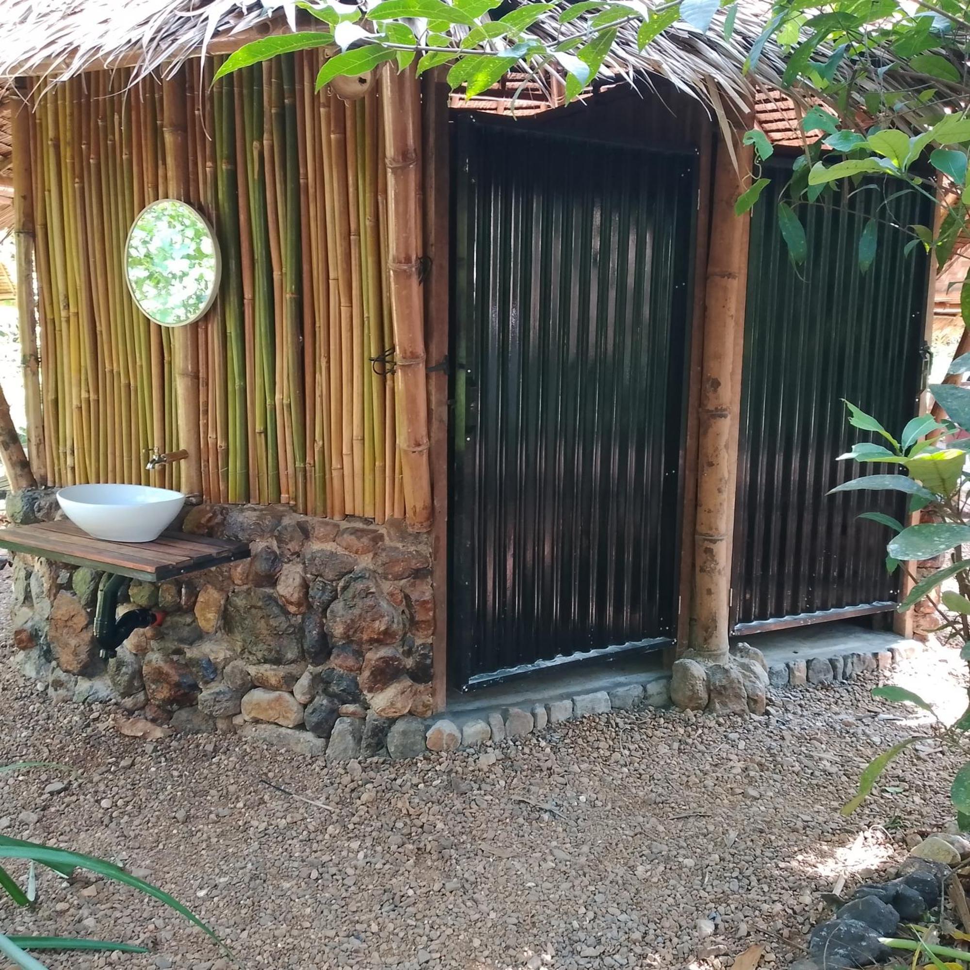 Ecocio Jungle Hostel Coron Dış mekan fotoğraf